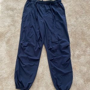 Paskho pants with elastic waist and ankles